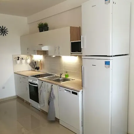 Apartment Apartman Podsolarsko *